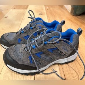 LL Bean waterproof hiking shoes size 7